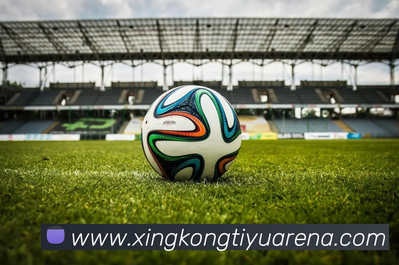 国米主帅齐沃庆祝45岁生日官方社交媒体送上温馨祝福与精彩回顾