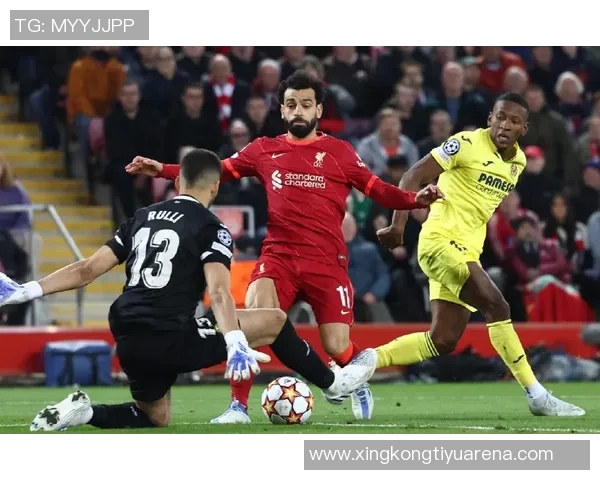 费迪南德分析加克波与迪亚斯的差距利物浦新援尚需时间融入球队 费迪南德分析加克波与迪亚斯的差距利物浦新援尚需时间融入球队