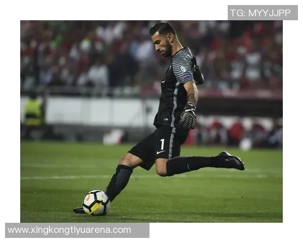 帕特里西奥宣布退役C罗发文致敬感谢其伟大贡献与历史地位