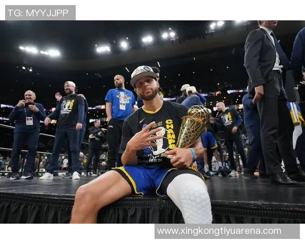 夸梅评价库里球技出众但个人生活粗心库嫂言论引发争议