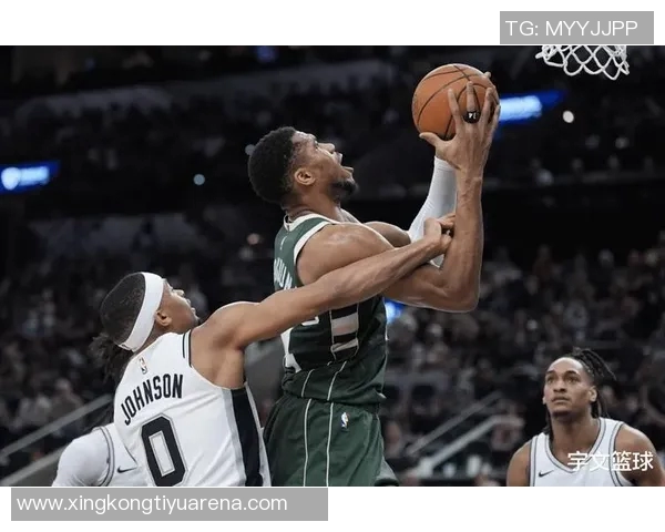 字母哥回忆受伤时刻如遭重击却发现四周无人感慨不已