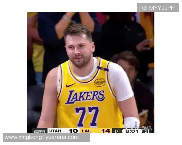 东契奇每场创造得分489分历史第一特雷杨紧随其后481分展现实力