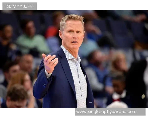 科尔怀念卢尼在大通中心的热烈掌声期待再次相聚的美好时刻